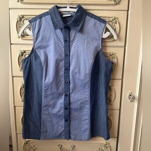 Van Heusen Women’s Button Down Sleeveless Chambray Polka Dot Top, EUC, XS